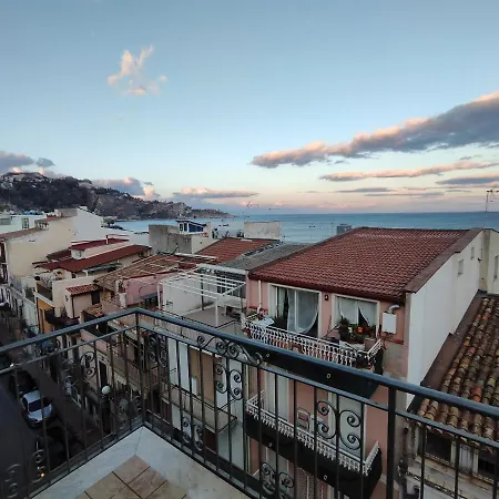 Sicily Travel Apartment's 4 * 贾迪尼-纳克索斯